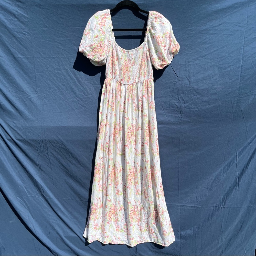 Forever 21 Floral Puff-Sleeve Maxi Dress shirred bodice Cream Pink size medium